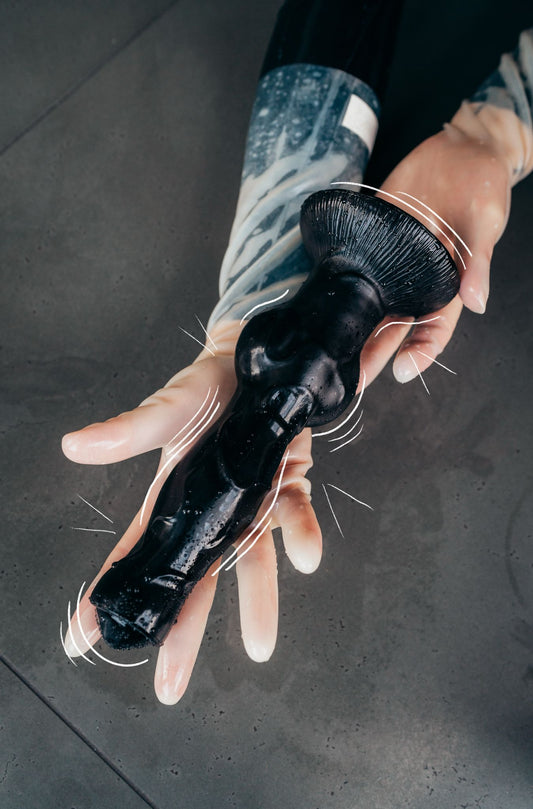 Schwarzer Silikon-Dildo – Erfülle all deine Sehnsüchte!