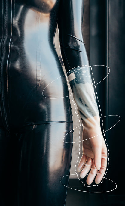 Latexhandschuhe – Gehorsam zum Greifen nah