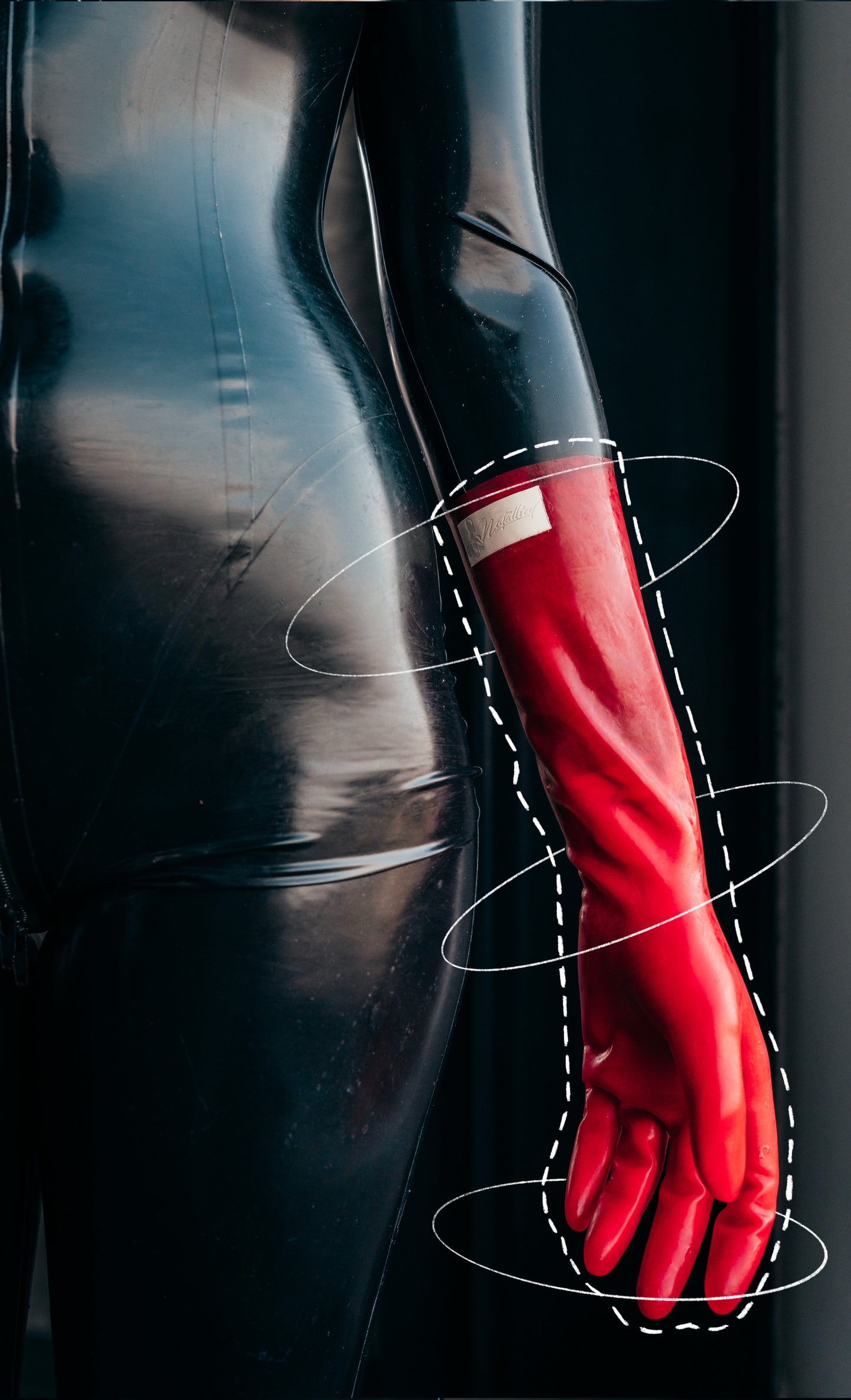 Latexhandschuhe – Gehorsam zum Greifen nah